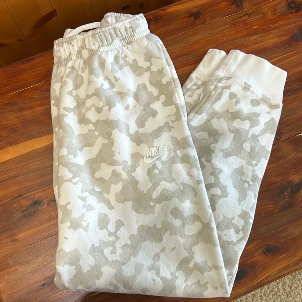 Nike Sweatpants medium